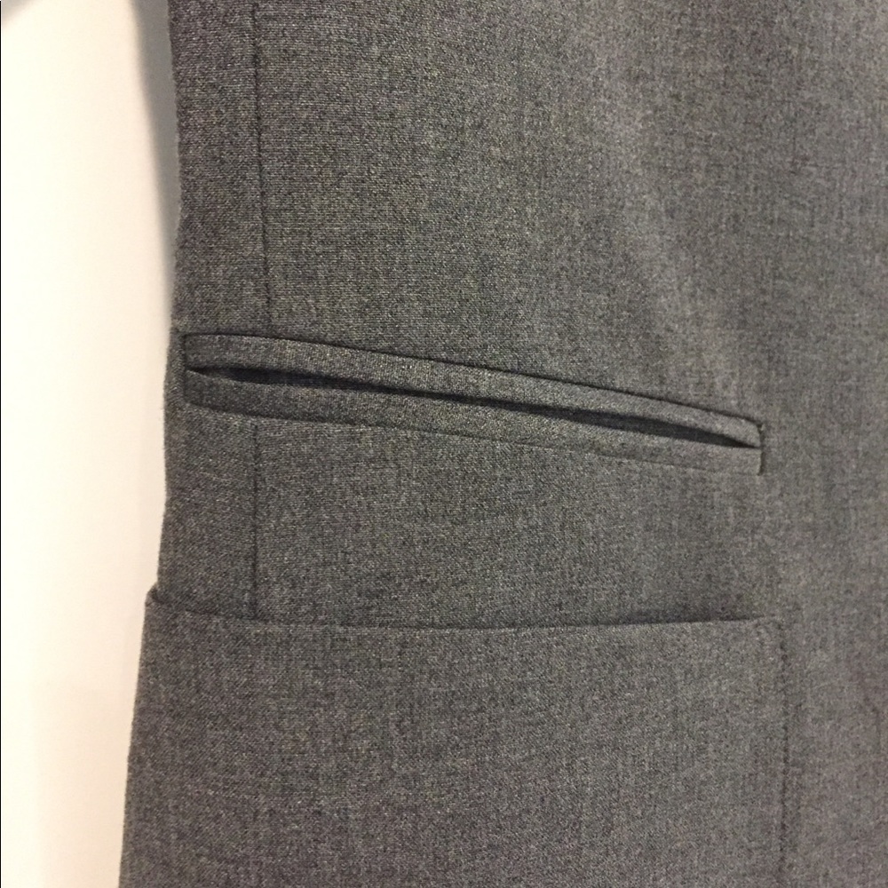 Elizabeth and James gray blazer - Picture 2 of 7